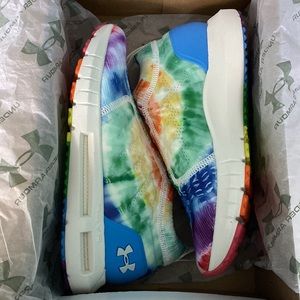 UA HOVR PHANTOM SLIP PRIDE 7M/8.5W